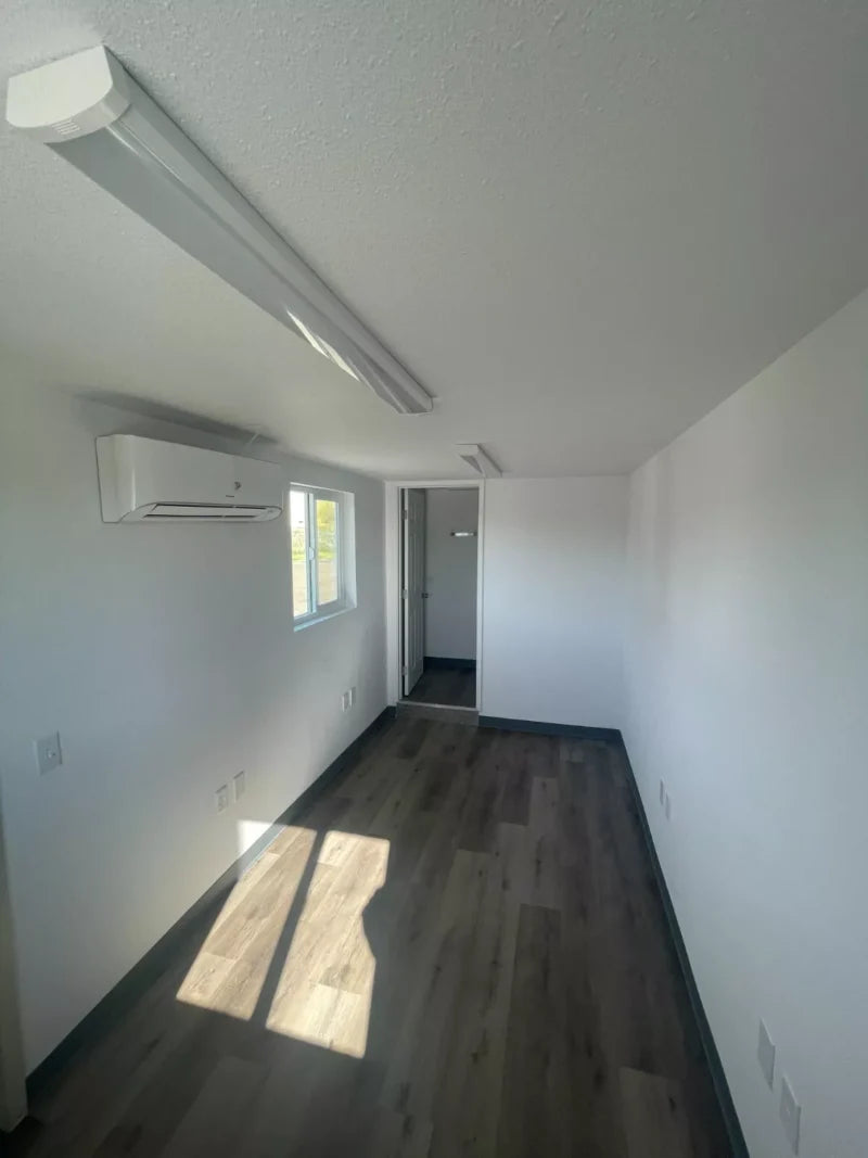 20 foot office in refurbished shipping container image 3