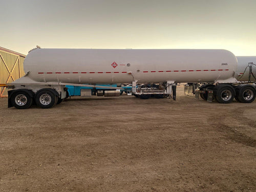 Buy 11600 GALLON Industrial Gas Tank Trailer Online MC-331 LPG LIQUID TANKER IN STOCK image 0