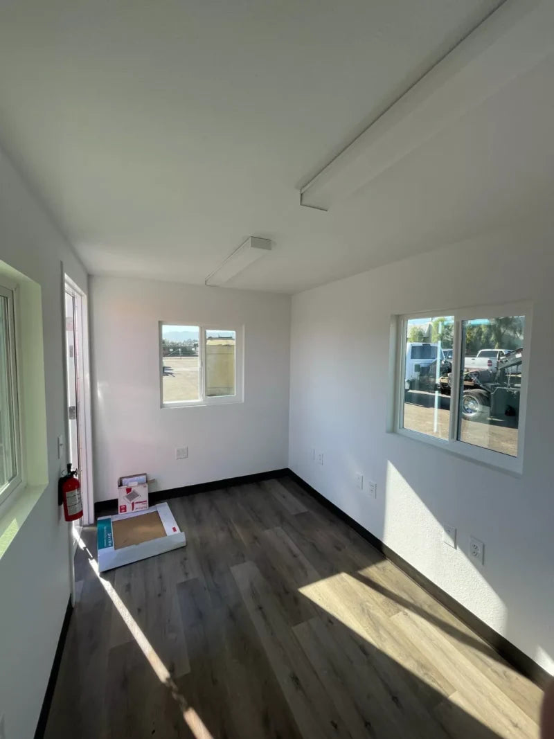 20 foot office in refurbished shipping container image 1