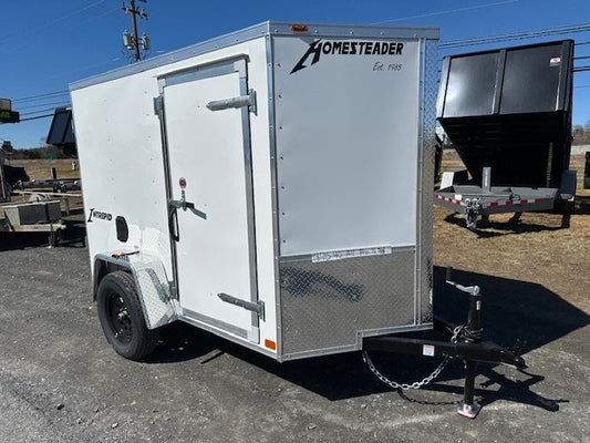 Homesteader 5 x 8 Enclosed V-Nose Cargo Trailer – Barn Doors image 0