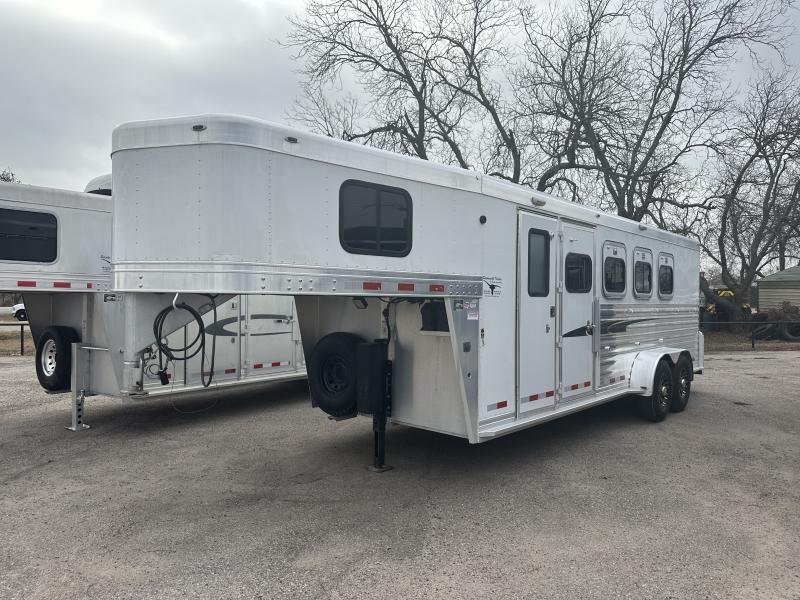 2004 Cherokee Trailers 4H GN Horse Trailer image 0