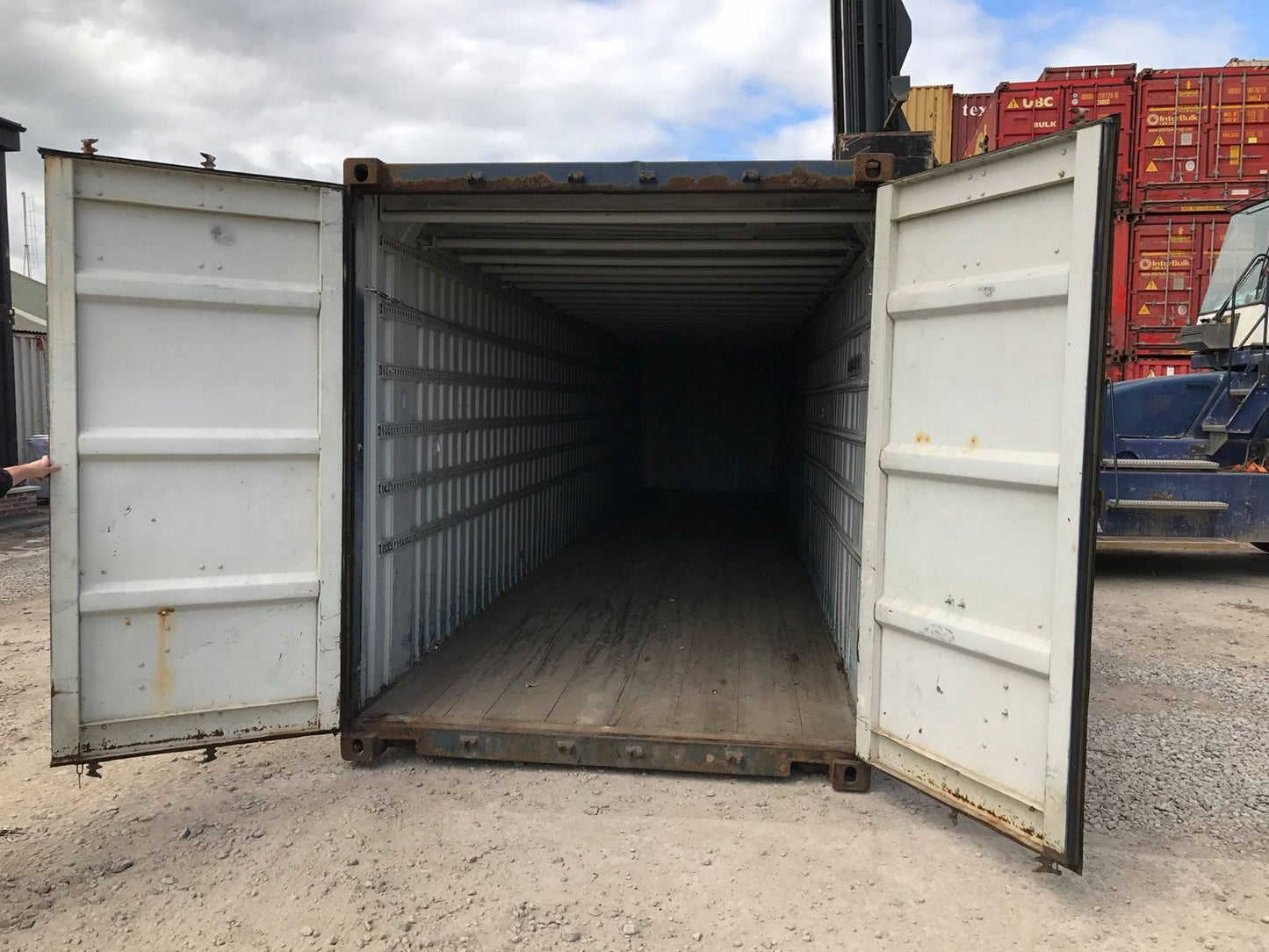 45ft Used Shipping Containers – Heavy-Duty &amp; Affordable image 2