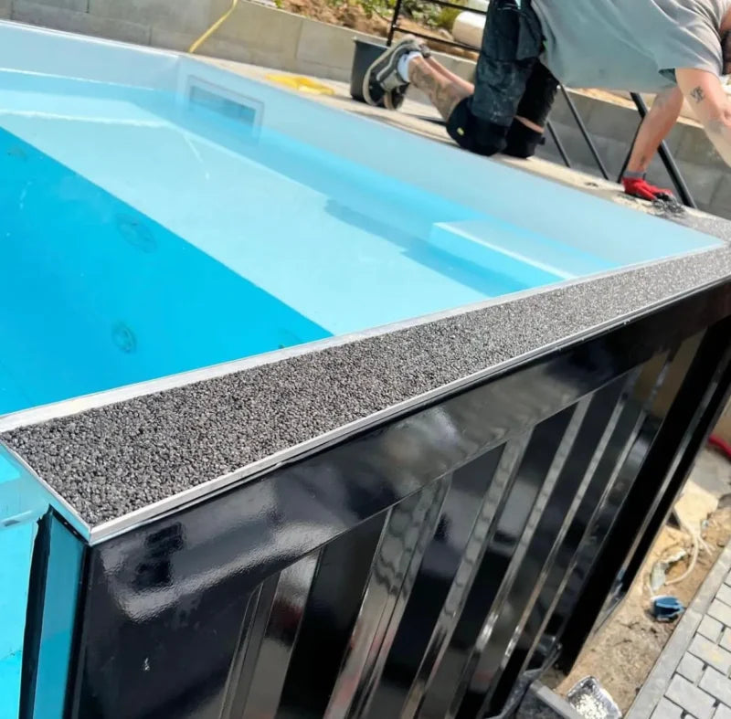 20 Ft Container Pool image 3