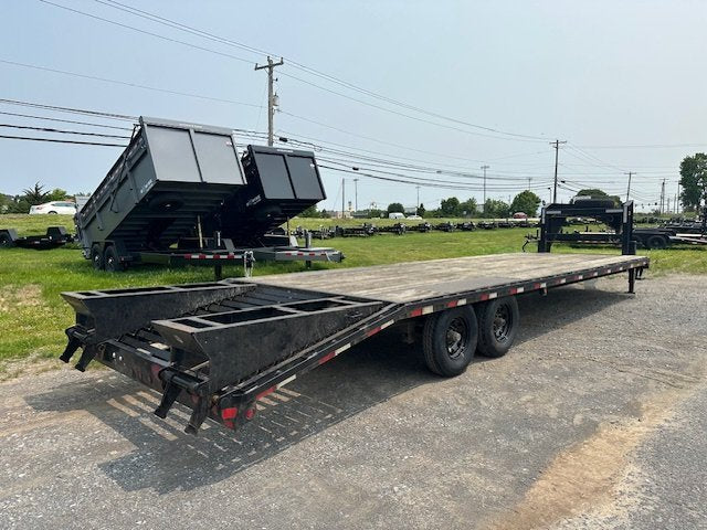 2020 Big Tex 8.5 x 30 Gooseneck Equipment Trailer image 1