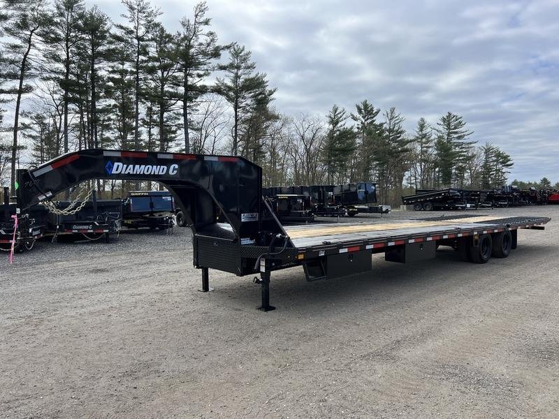 2024 Diamond C 8.5×35 25K Gooseneck Equipment Trailer w/Spare Mount image 0
