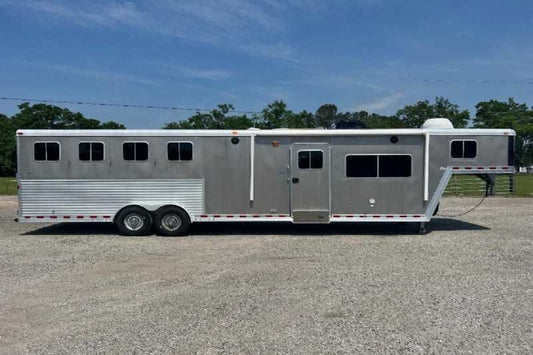 2006 Featherlite 8412LQ 4 Horse Trailer with 12′ Short Wall image 0